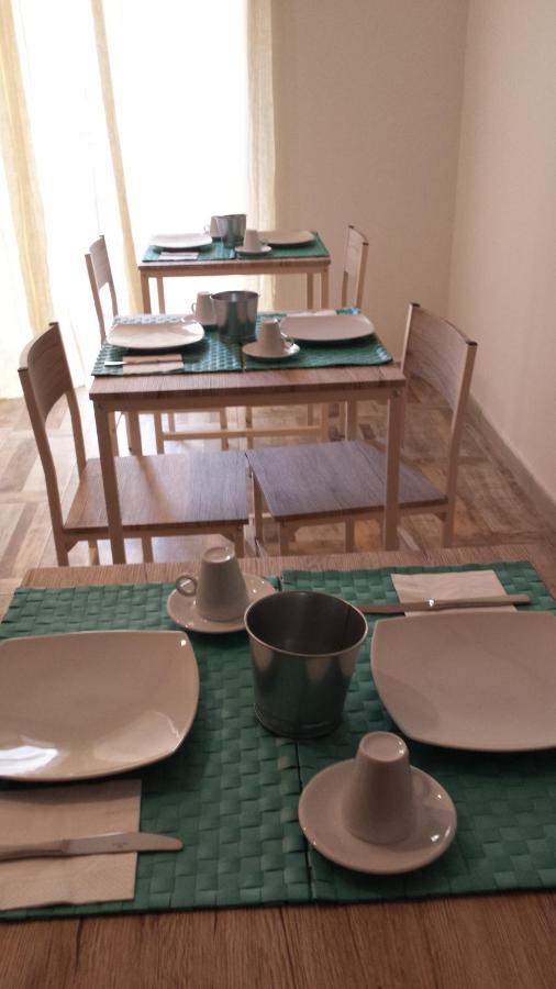 Fili Bed & Breakfast เนเปิลส์ ภายนอก รูปภาพ