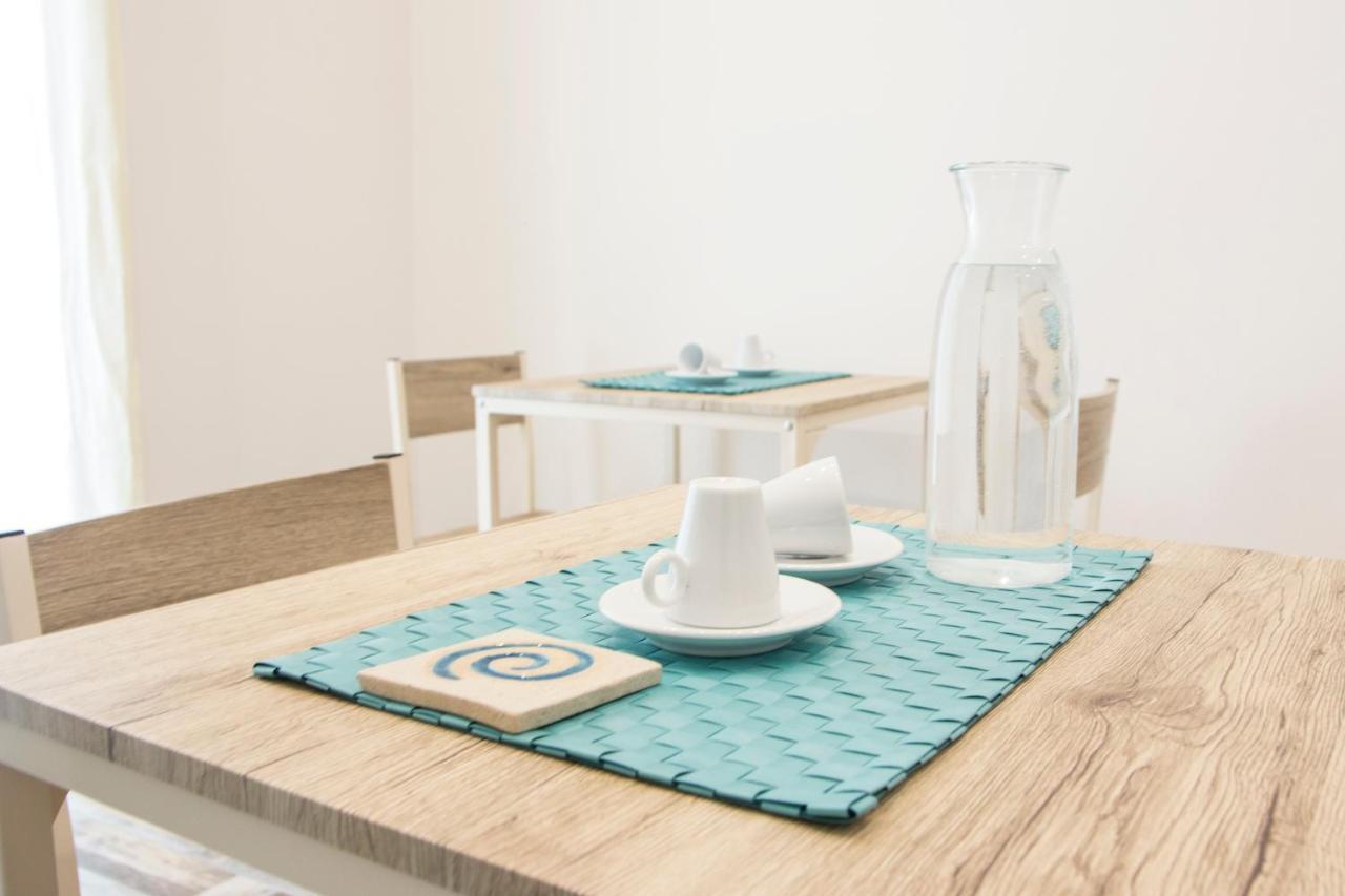 Fili Bed & Breakfast เนเปิลส์ ภายนอก รูปภาพ